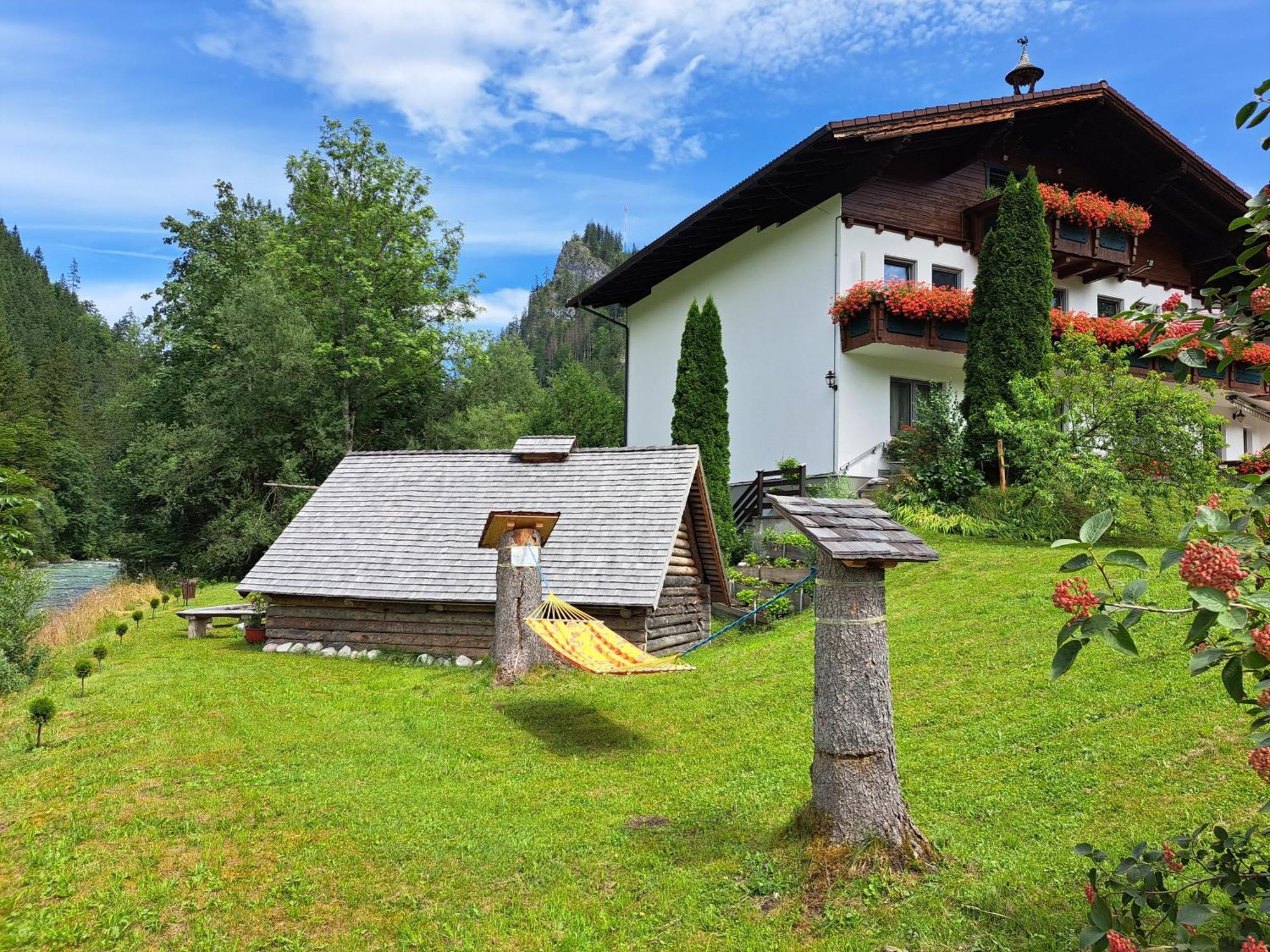 Hotel Garni Landhaus Buertlmair Hinterstoder Eksteriør bilde